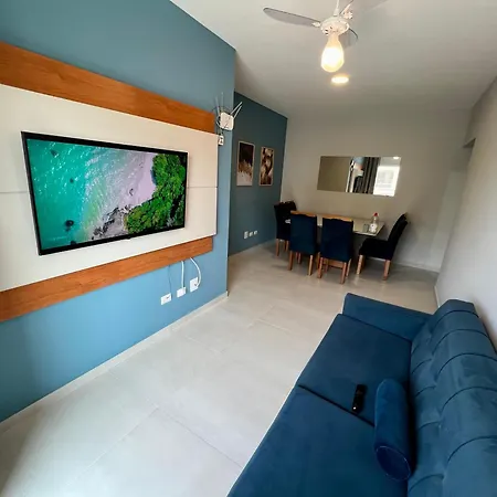 Apartamento completo, 3 quartos com ar condicionado, churrasqueira na sacada, piscina no cond, ao lado da Praia Grande e na cara do gol para a centralidade comercial turística do itaguá!-2